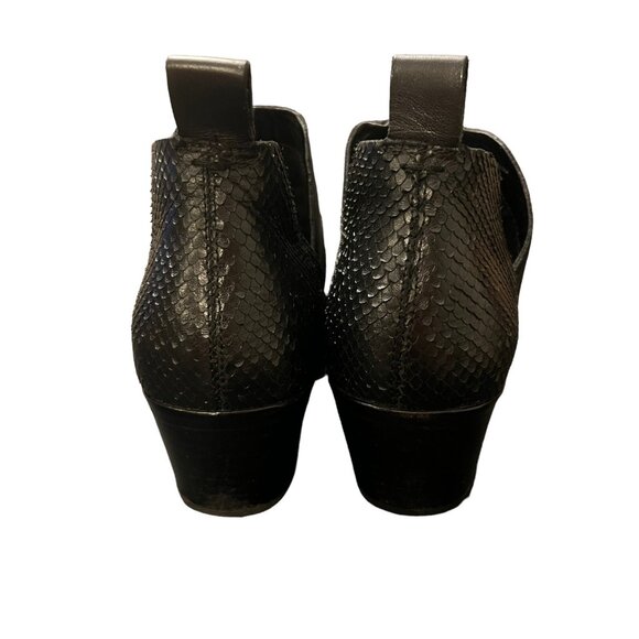 Dolce Vita Trent Womens Black Boots Size 9.5 Pointed Toe Ankle Boot Faux Reptile - Picture 6 of 12